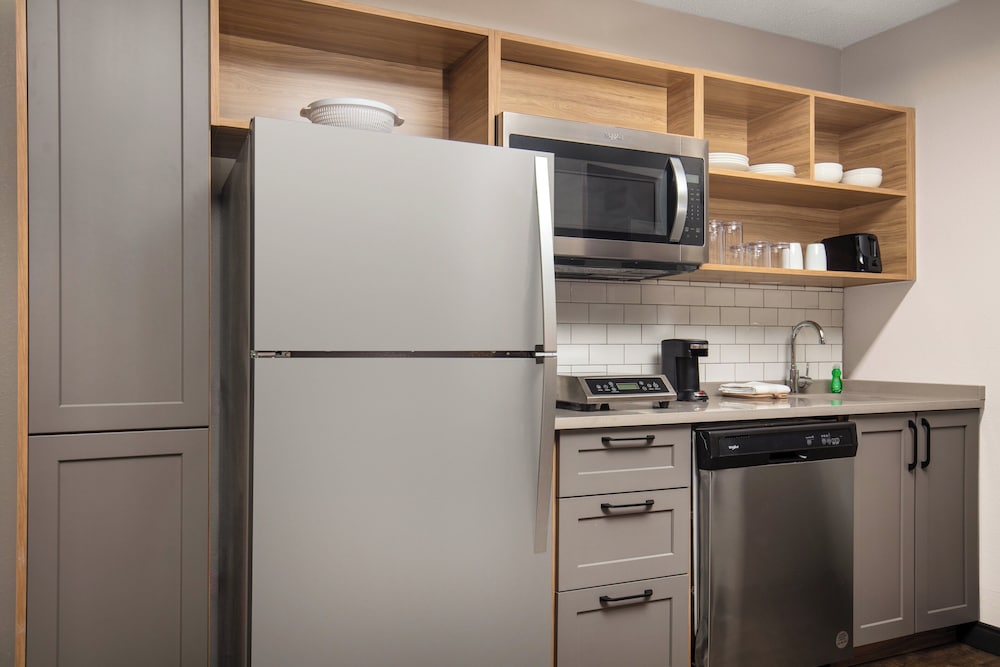 Candlewood Suites Birmingham Inverness - photo 15