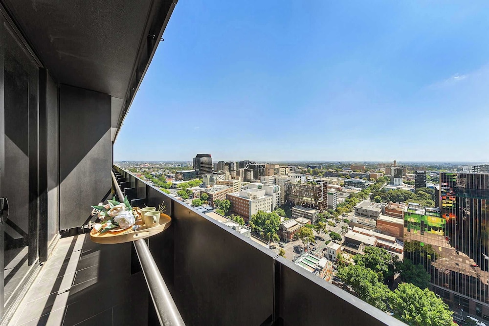 Swanston St. Hotel Apartment — hotel in Carlton
