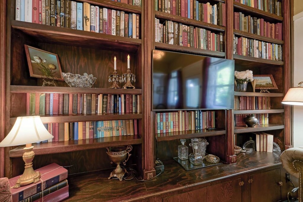 Weaverville Hotel - photo 32