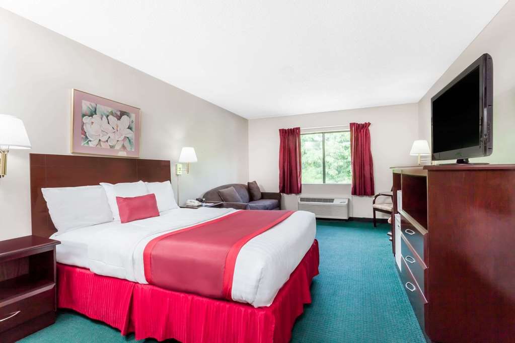 Ramada by Wyndham Tell City - photo 14