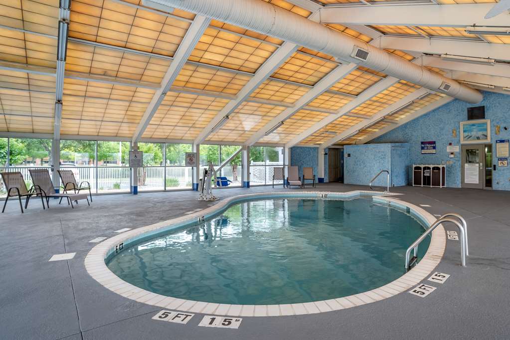 Best Western Carlton Suites - photo 27