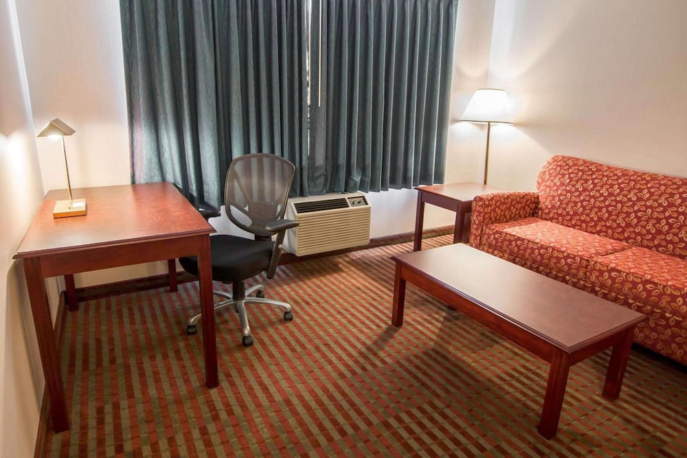 Bridgeway Inn & Suites Sublimity - photo 14