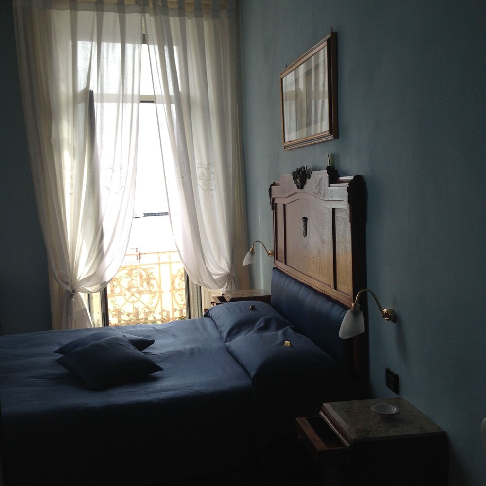 La Dimora Dei Baroni - last minute hotel in Naples
