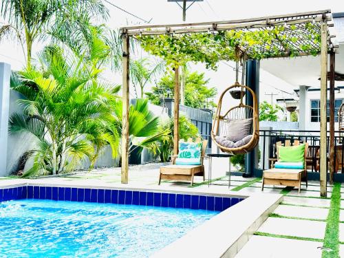 Your Private Resort with Infinity Pool & Spa Hot Tub — 4-Star Luxury Hotel in Accra, Ghana