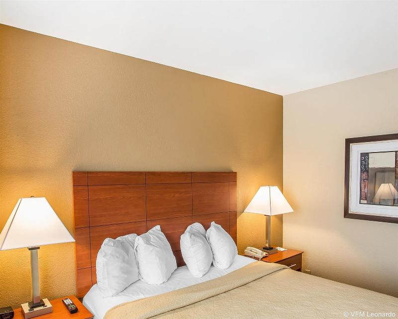 Quality Inn & Suites Mt. Juliet - photo 23