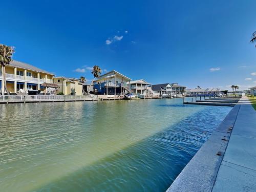 Kontiki Beach Resort #317 by Miss Kitty s - photo 10