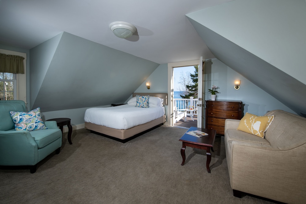 York Harbor Inn - photo 20