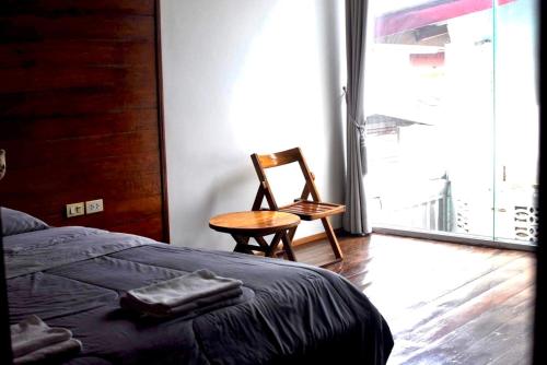 Une Jai Place — Phimai