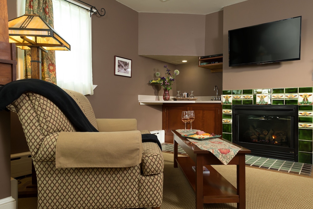 Lake Pointe Inn - photo 20