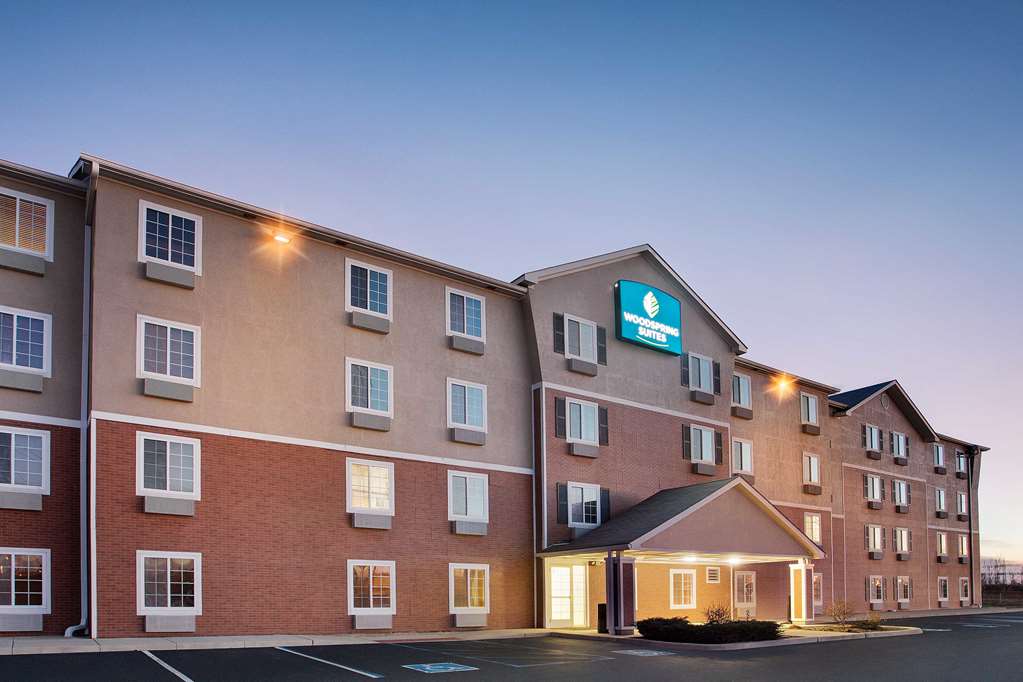WoodSpring Suites Fort Wayne - photo 3