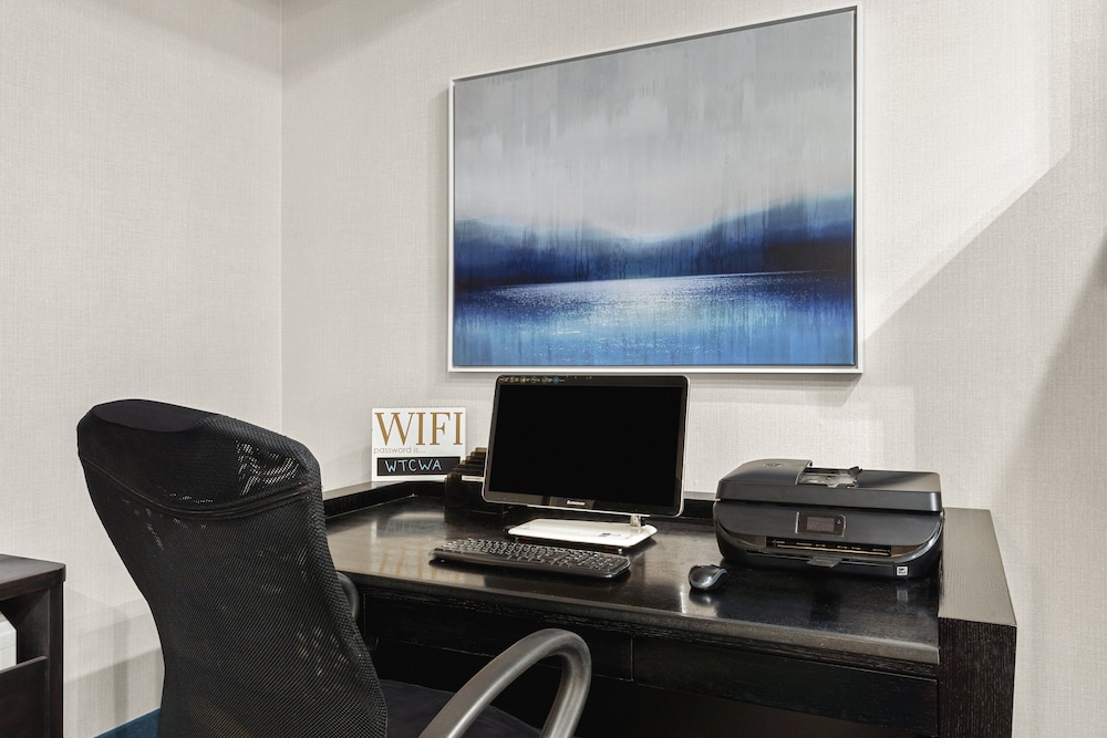 Holiday Inn Express Wenatchee by IHG - photo 36