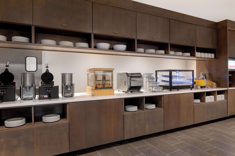 Home2 Suites by Hilton Jacksonville Downtown - photo 37