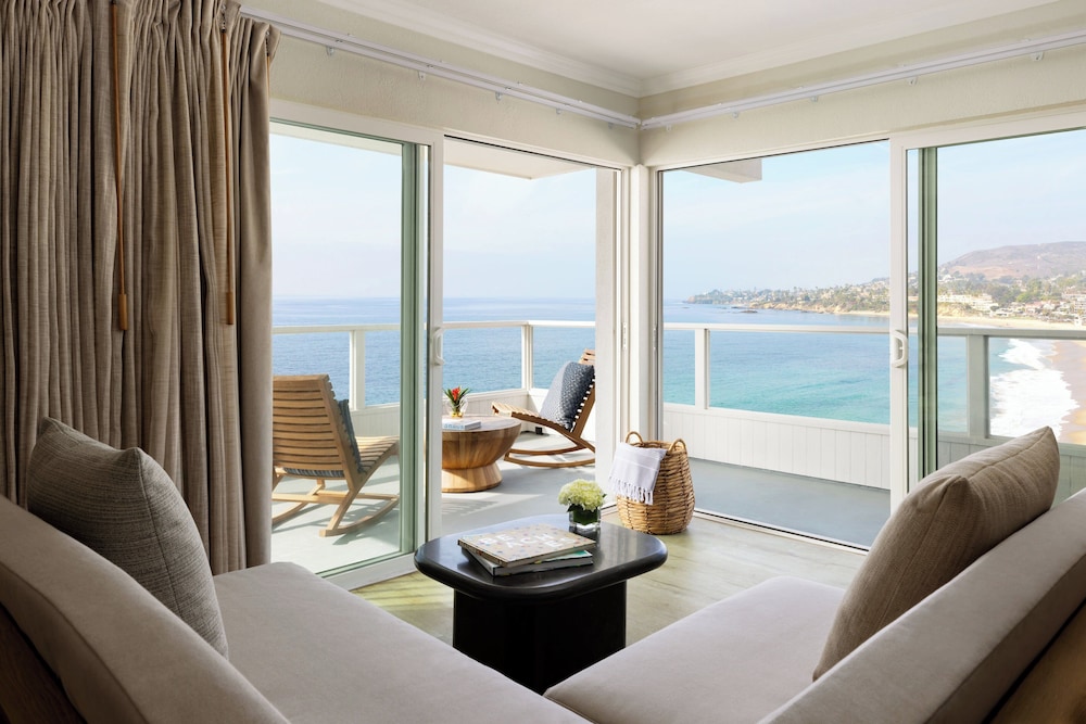 Pacific Edge Hotel - photo 59