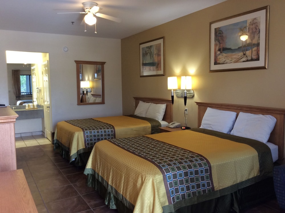 Texas Inn Weslaco - photo 14