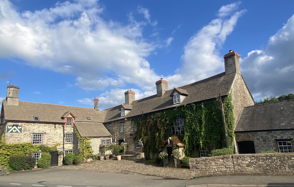 The Three Cocks Coaching Inn in Brecon, United Kingdom