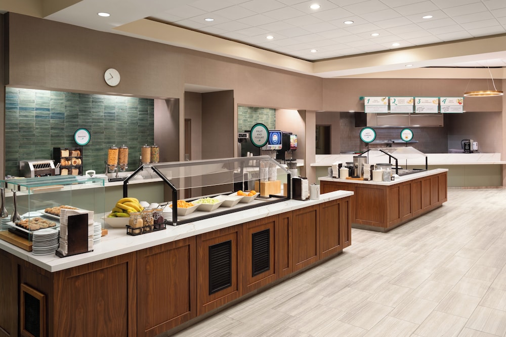 Embassy Suites by Hilton Charleston Airport Convention Ctr - photo 33