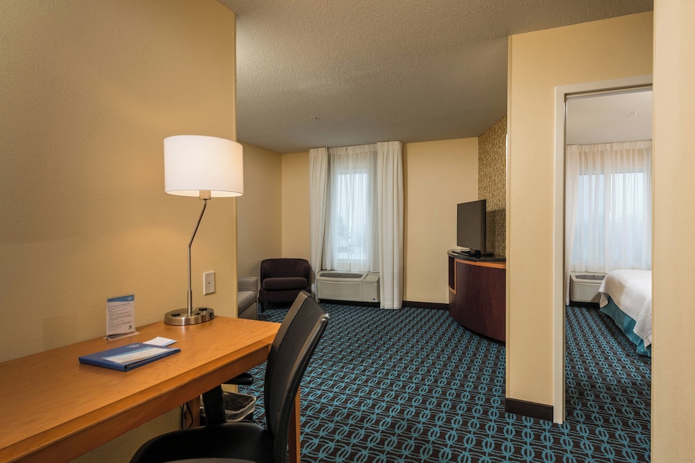 Fairfield Inn & Suites by Marriott Augusta - photo 22
