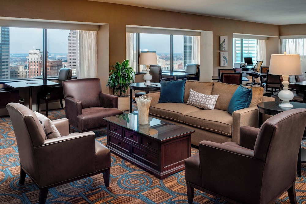The Plaza Hotel Columbus at Capitol Square - photo 23
