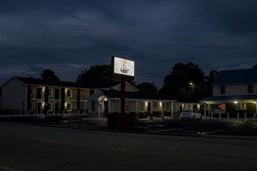 Southern Star Inn - photo 18