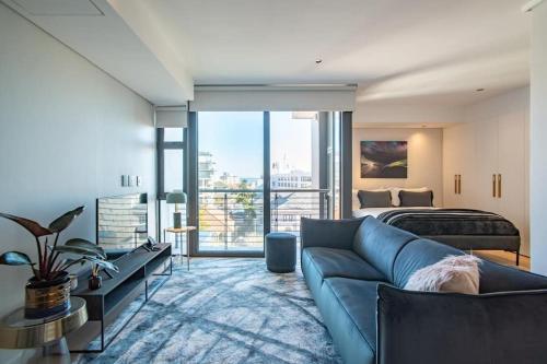 601 The Cosmopolitan — 4-Star Luxury Hotel in Cape Town, South Africa