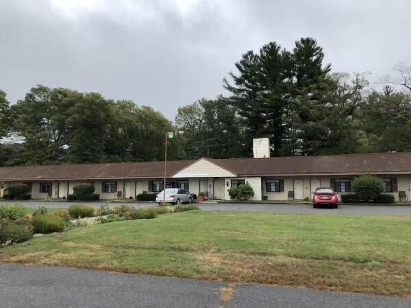 The Walpole Motel — hotel in Walpole