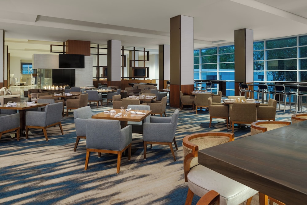 JB Duke Hotel - photo 3