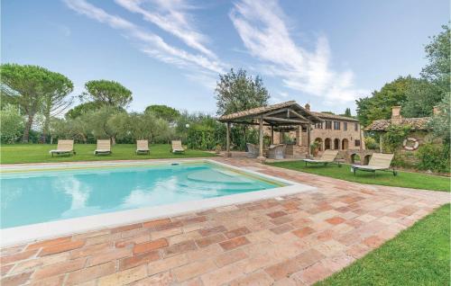 Gorgeous Home In Torgiano Pg — 5-Star Luxury Hotel in Torgiano, Italy