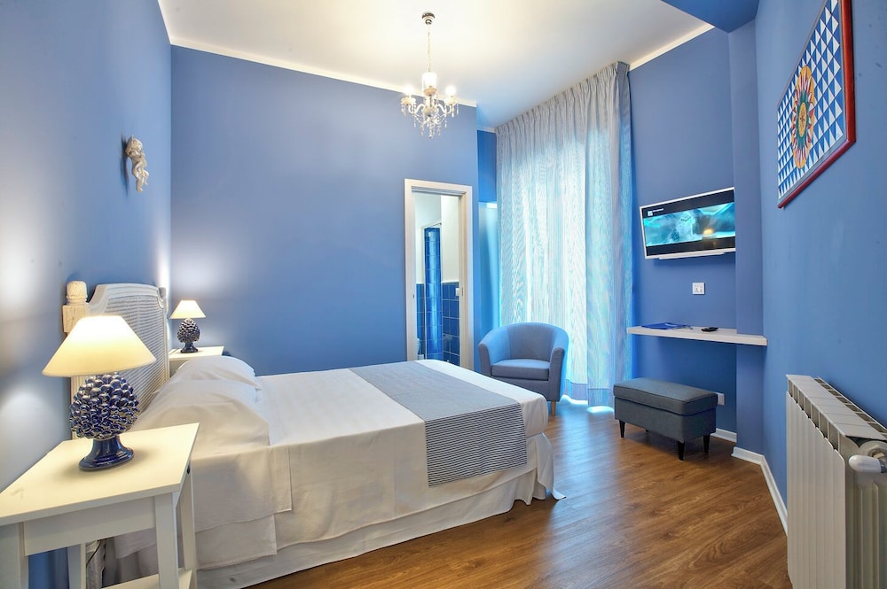 B&B del Corso — 4-Star Luxury Hotel in Capo D'orlando, Italy