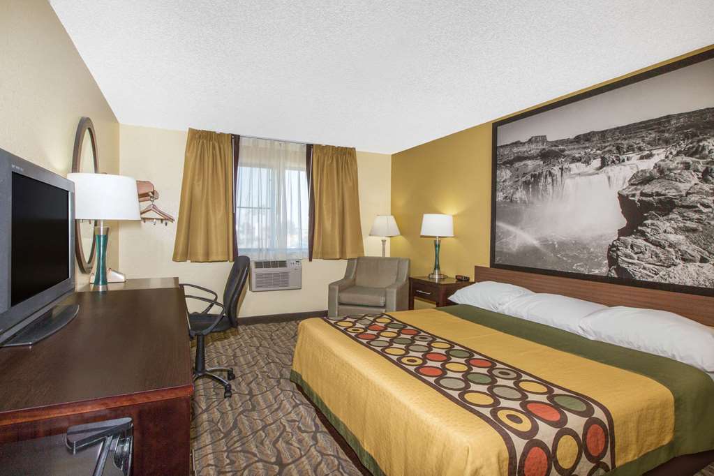 Super 8 by Wyndham Nampa - photo 6