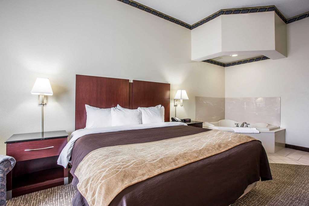 Comfort Inn & Suites Ft. Jackson Maingate - photo 15