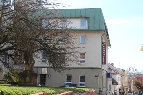 Hotel Rambousek — hotel in Nove Mesto Nad Metuji