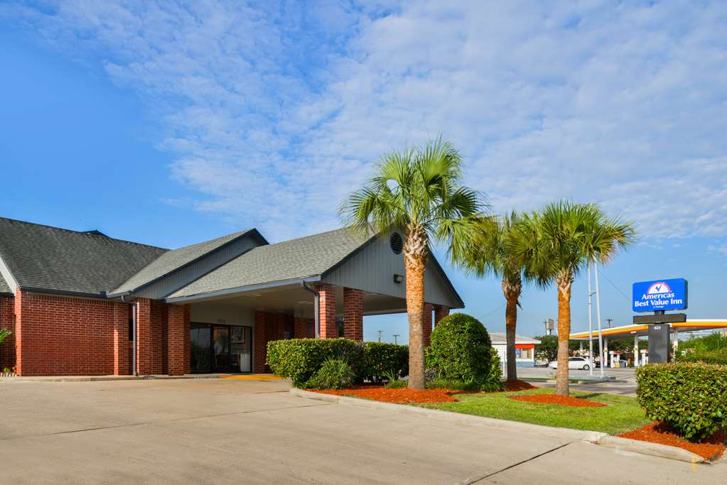 Americas Best Value Inn Pasadena Houston - photo 2