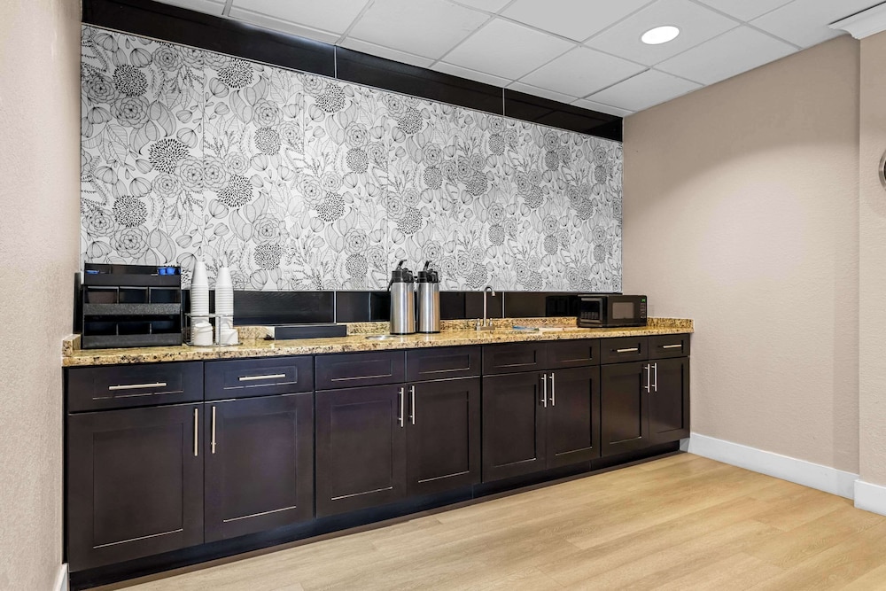 Suburban Studios Orlando Ocoee Winter Garden - photo 26