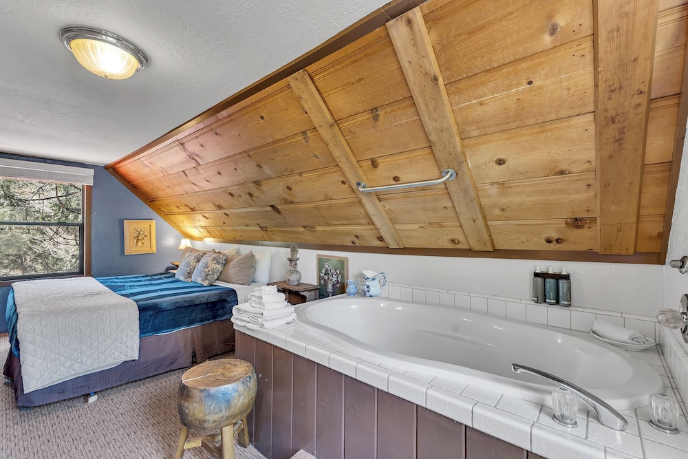 Idyllwild Inn - photo 84
