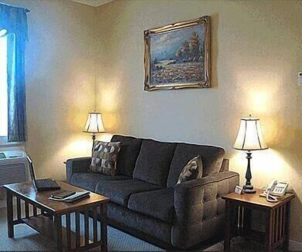 The Colonels Suites Unit 1 - photo 14