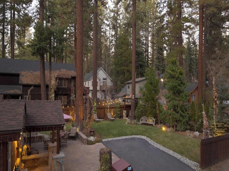 Lake Star by Avantstay Hot Tub Walk to Beach - photo 42