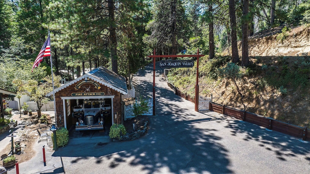 Narrow Gauge Inn - photo 60