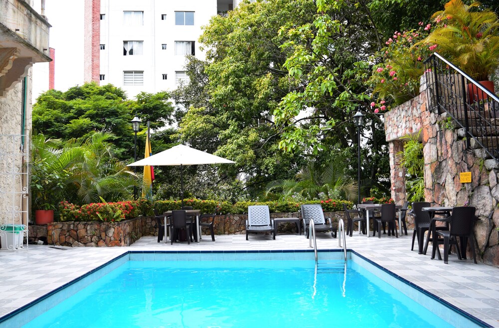 Hotel Stein Colonial - carbon neutral hotel in Cali