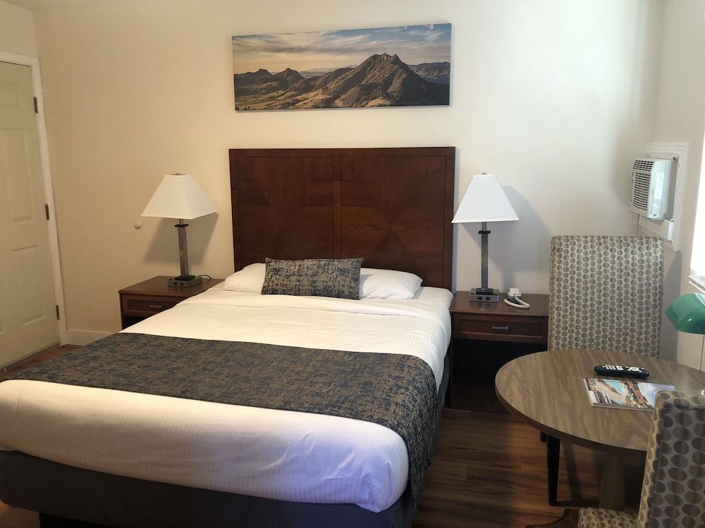 Sunbeam Motel - photo 12