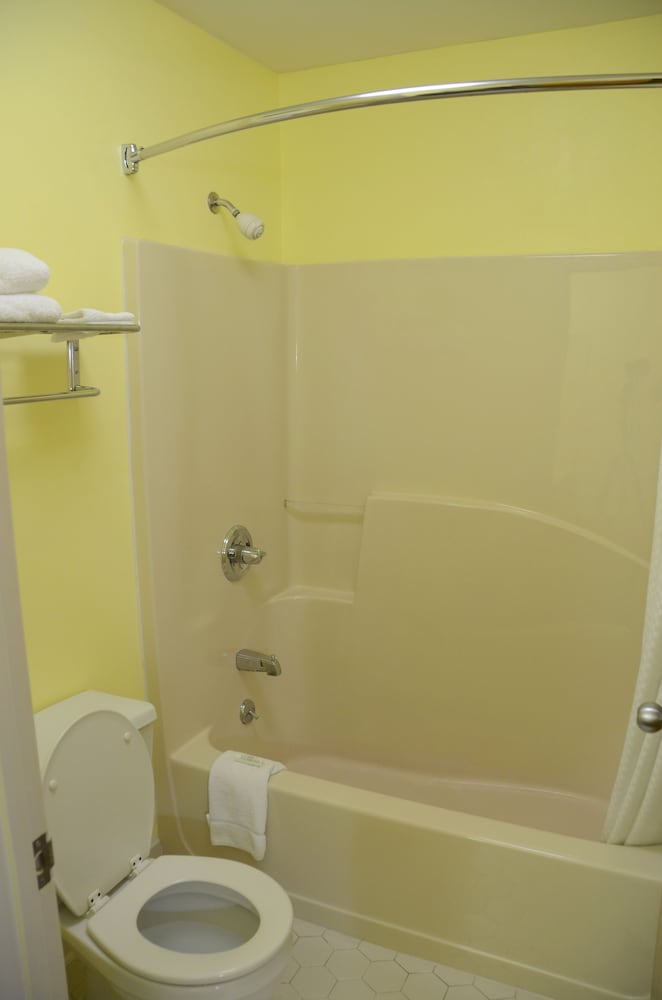 A Richland Inn Lewisburg - photo 25