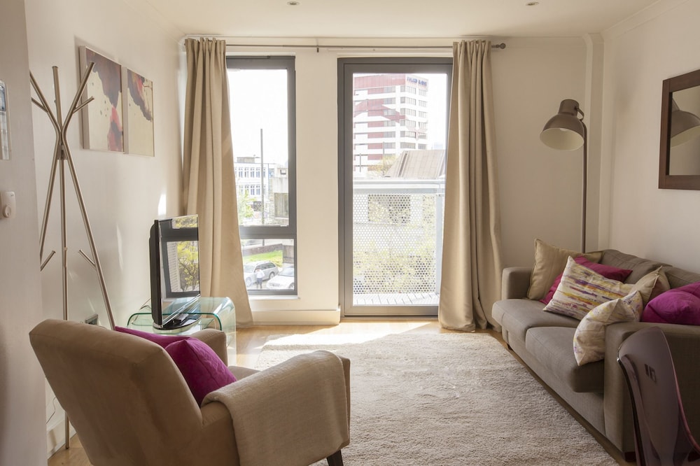 Belvedere Stratford City Edge Apartments — 4-Star Luxury Hotel in London, United Kingdom