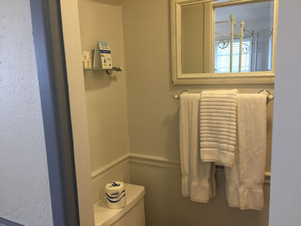 Seacrest Inn - photo 114