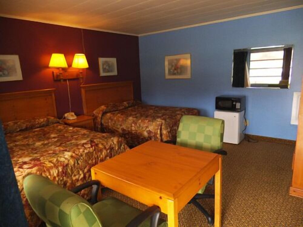Relax Inn Franklin - photo 8