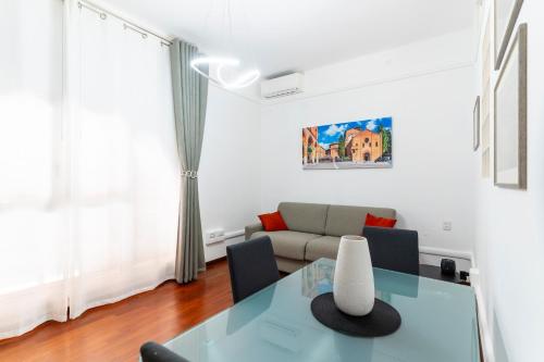 Matildeland Appartamento Centro Storico Via Indipendenza — 4-Star Luxury Hotel in Bologna, Italy