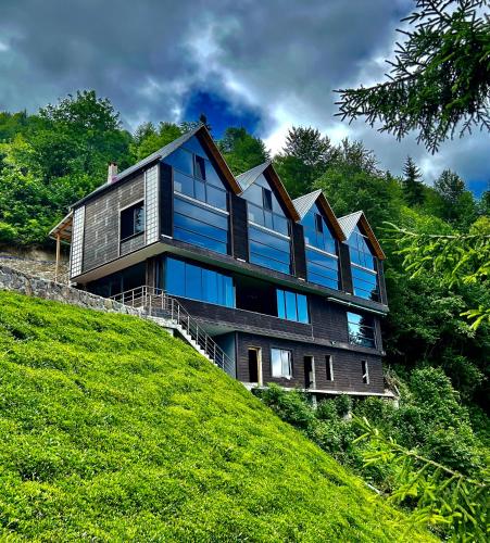 Alfa Dağevleri in Camlihemsin, Turkey