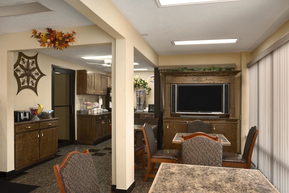 Super 8 by Wyndham Hattiesburg North University Area - photo 22