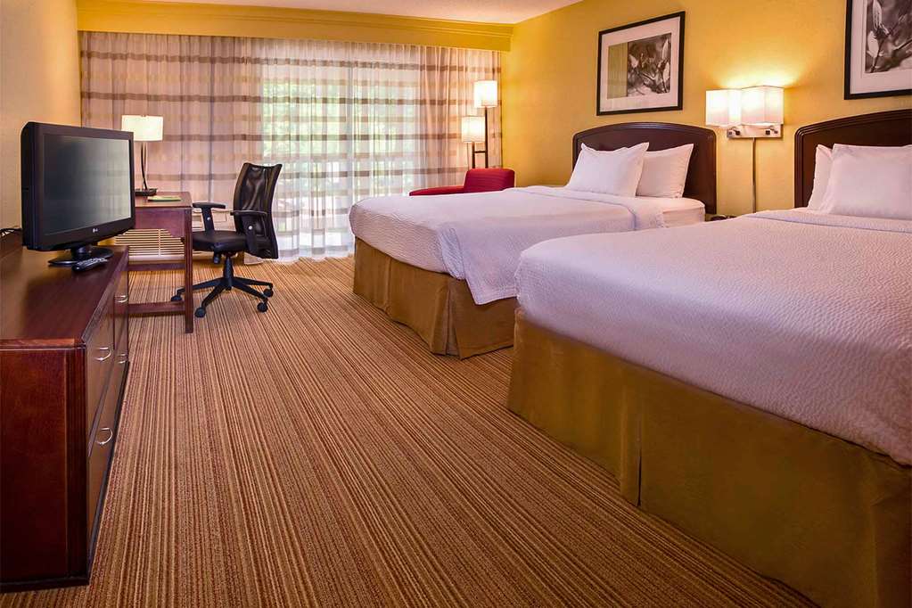 Sonesta Select Durham Research Triangle Park - photo 6