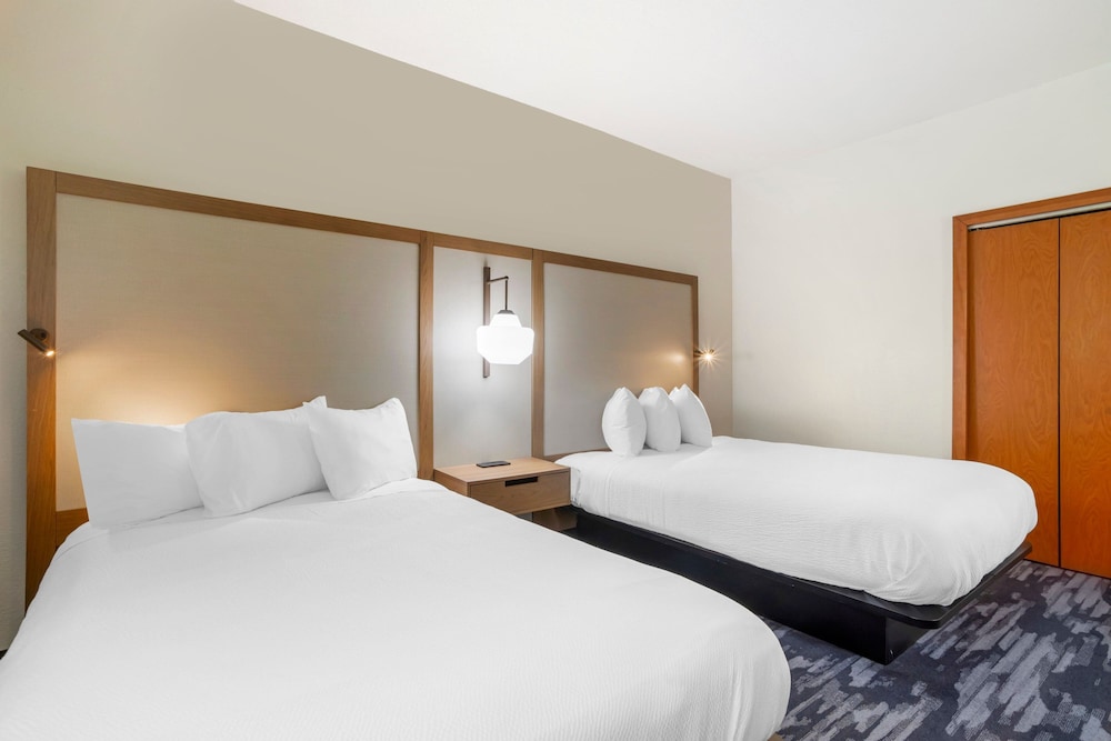 Fairfield Inn by Marriott Boone - photo 10