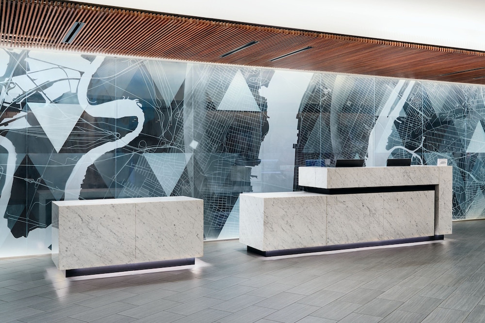 Courtyard Long Island City New York Manhattan View - photo 2