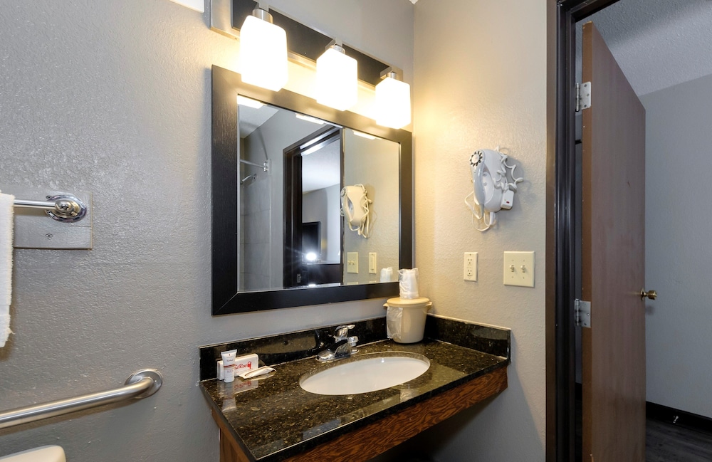 Red Roof Inn Culpeper - photo 29